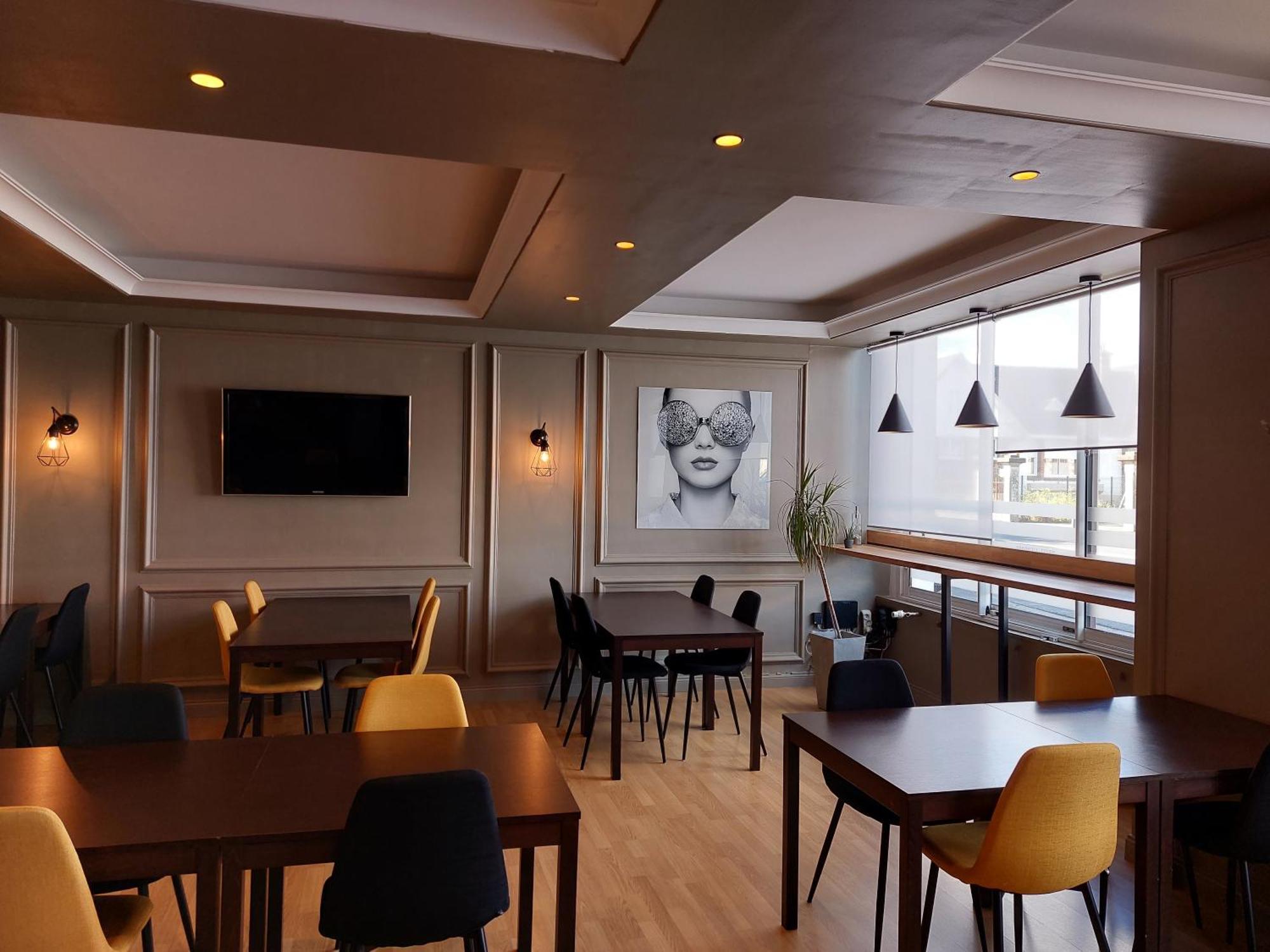 Cit'Hotel L'Europe - Cholet Gare Εξωτερικό φωτογραφία