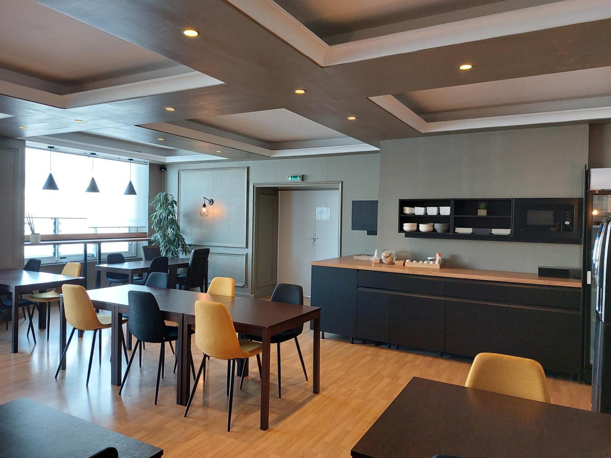 Cit'Hotel L'Europe - Cholet Gare Εξωτερικό φωτογραφία