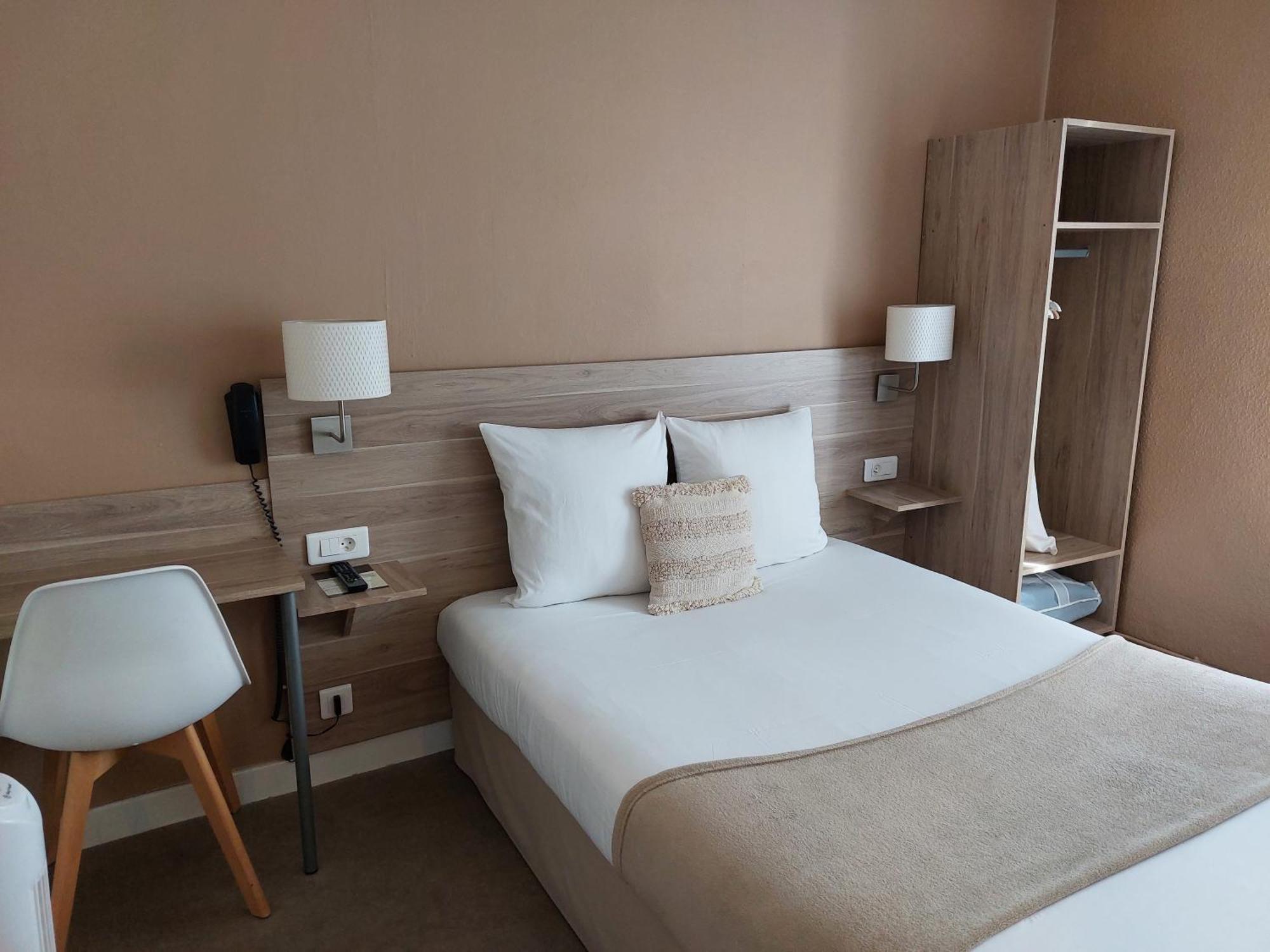 Cit'Hotel L'Europe - Cholet Gare Εξωτερικό φωτογραφία