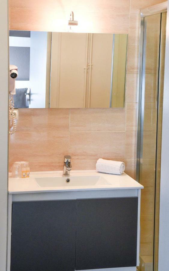 Cit'Hotel L'Europe - Cholet Gare Εξωτερικό φωτογραφία