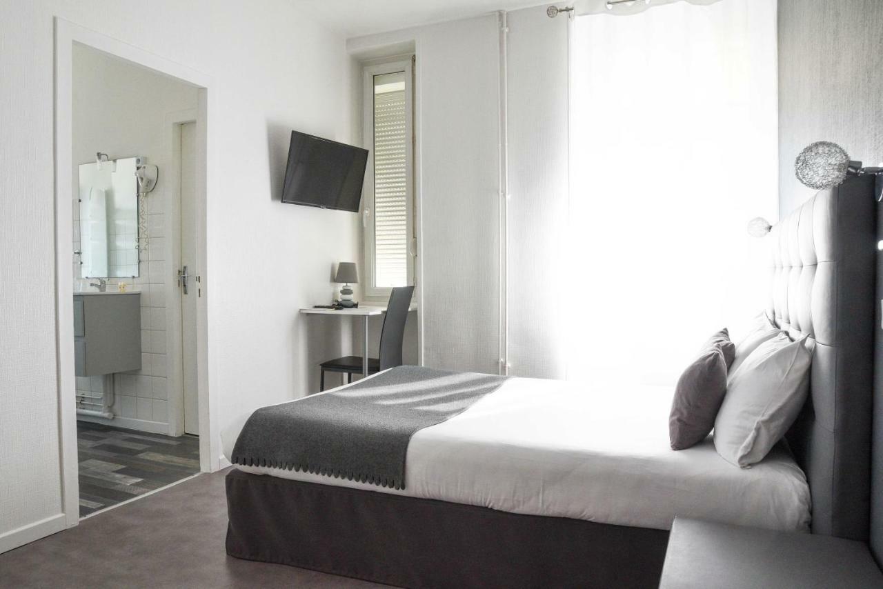 Cit'Hotel L'Europe - Cholet Gare Εξωτερικό φωτογραφία